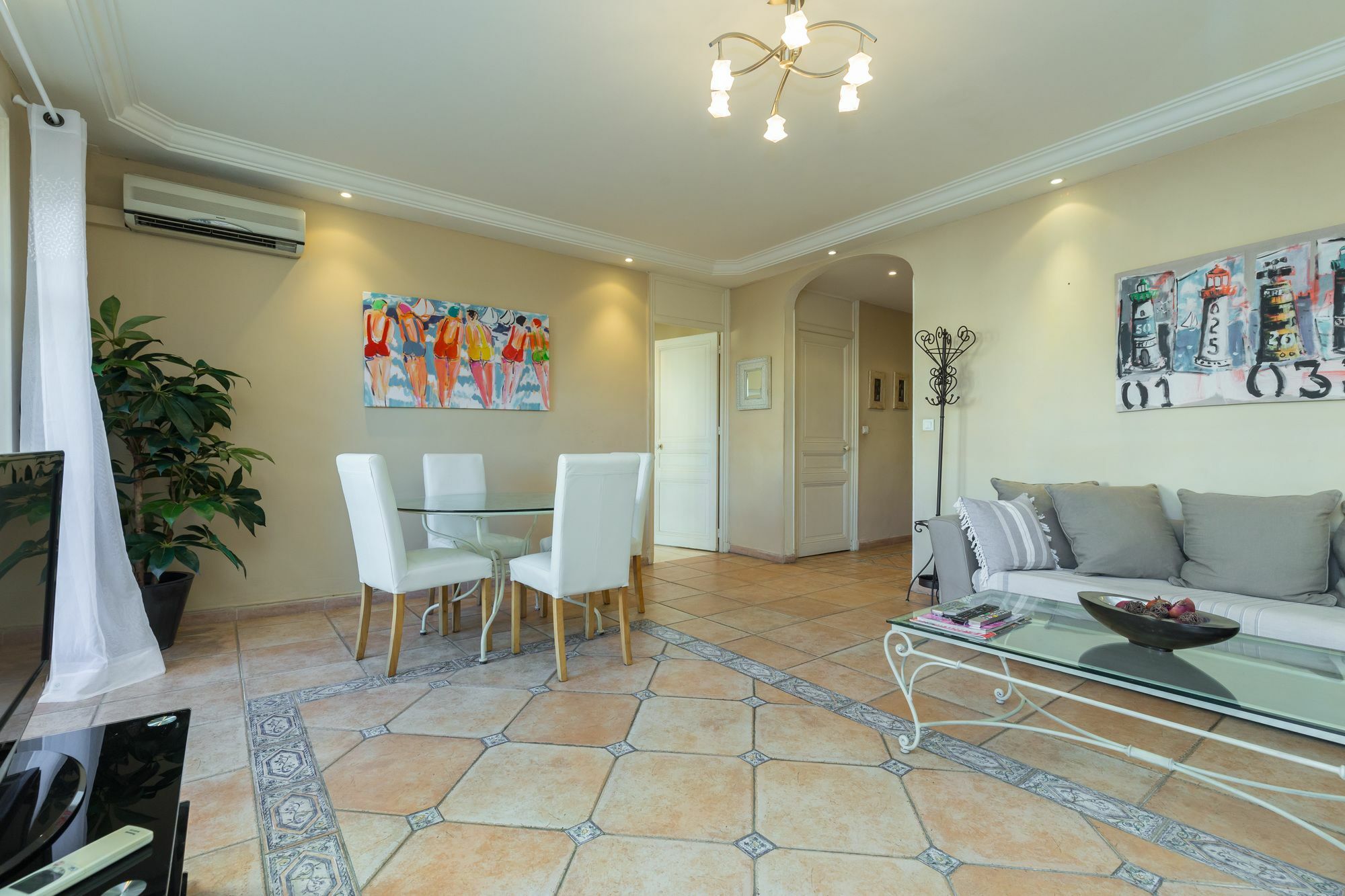 Lovely 2 Bed 2 Bath Apartment In Cannes On Rue Antibea Easy Walk To The Palais 224 Exterior foto